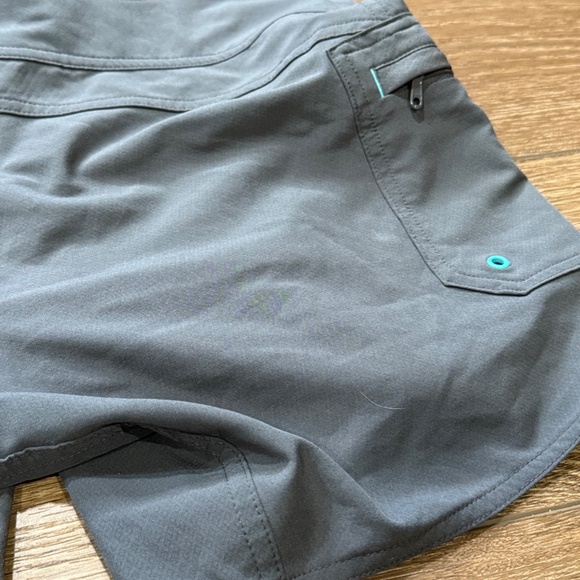Athleta Women's Clearwater Board Shorts, Gray and Teal, UPF 50+, Size 2 - Picture 9 of 14